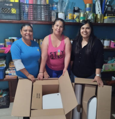 Cajas con mercaderia